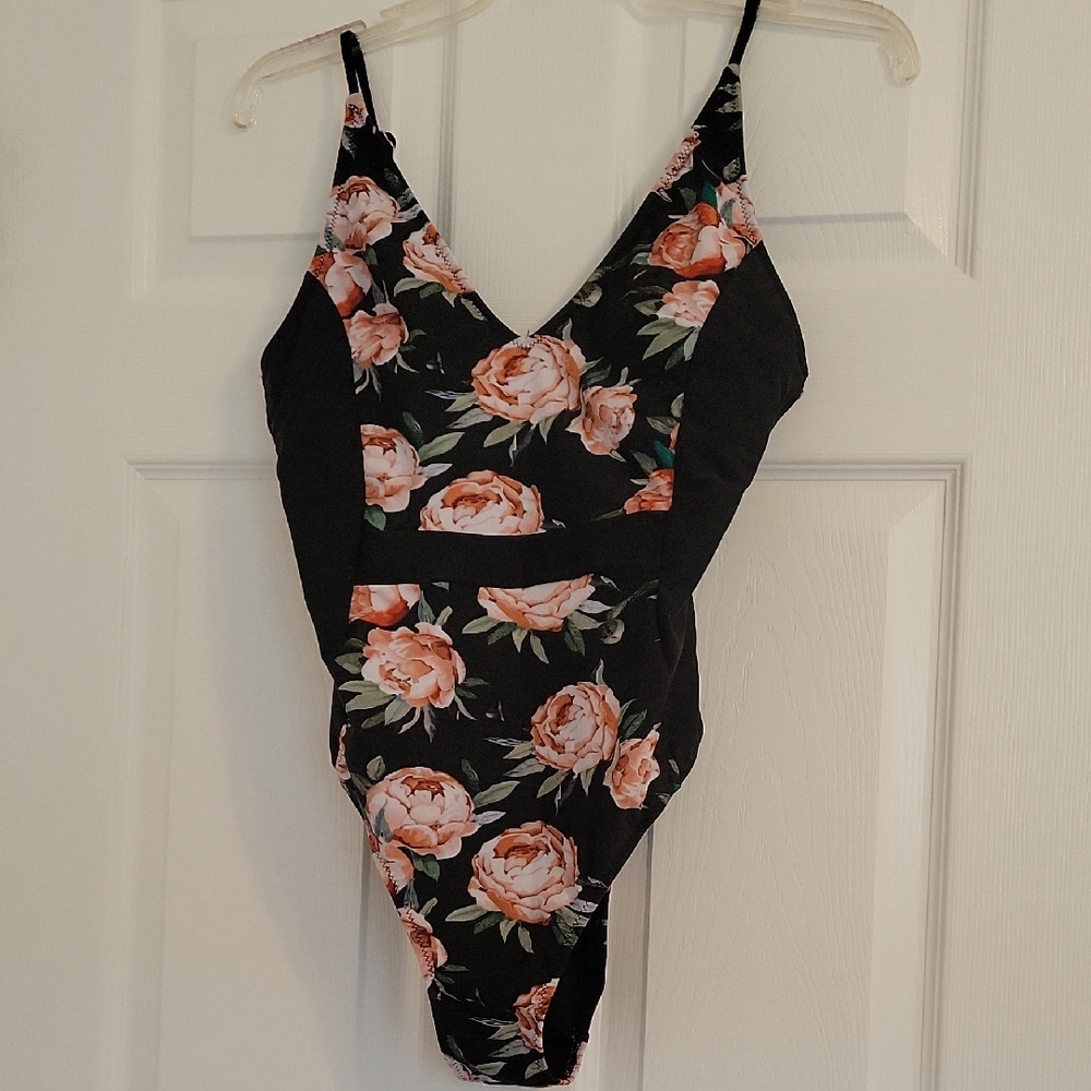 NWOT Cupshe Black and Pink Floral Bodysuit One Piece